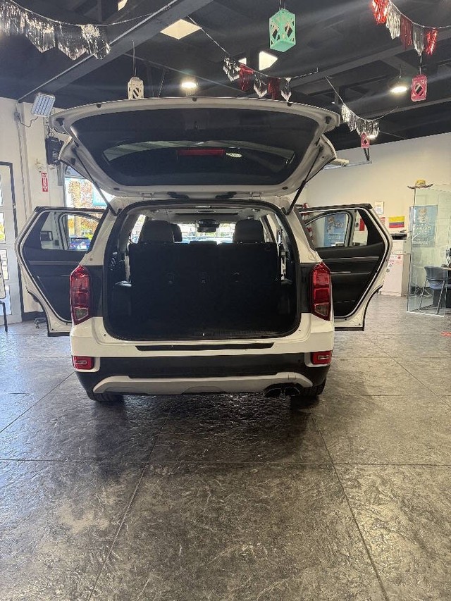 Hyundai Palisade Vehicle Full-screen Gallery Image 50