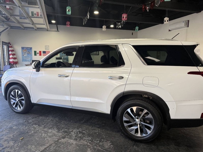 Hyundai Palisade Vehicle Full-screen Gallery Image 22