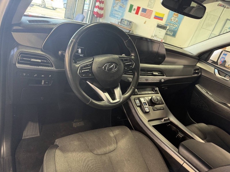 Hyundai Palisade Vehicle Full-screen Gallery Image 44