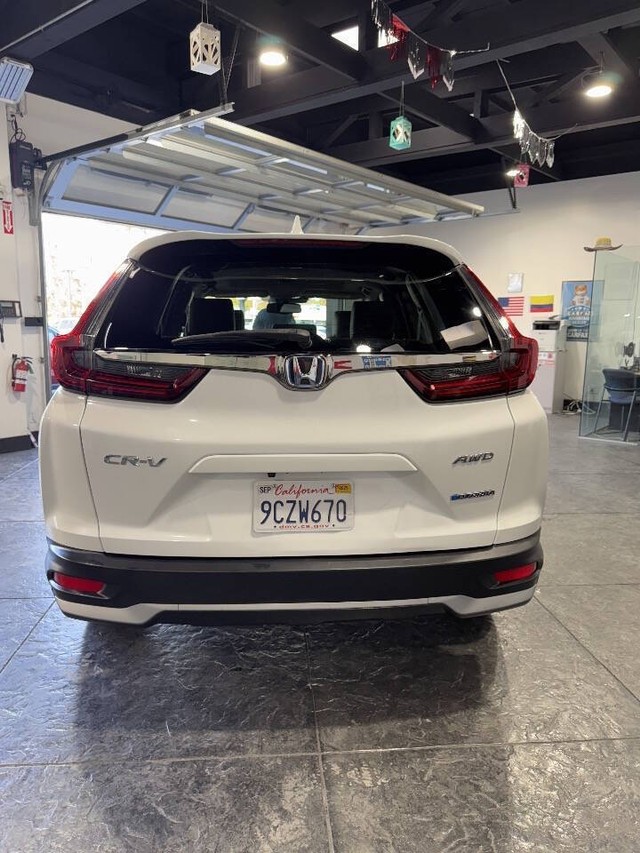 Honda CR-V Hybrid Vehicle Full-screen Gallery Image 23