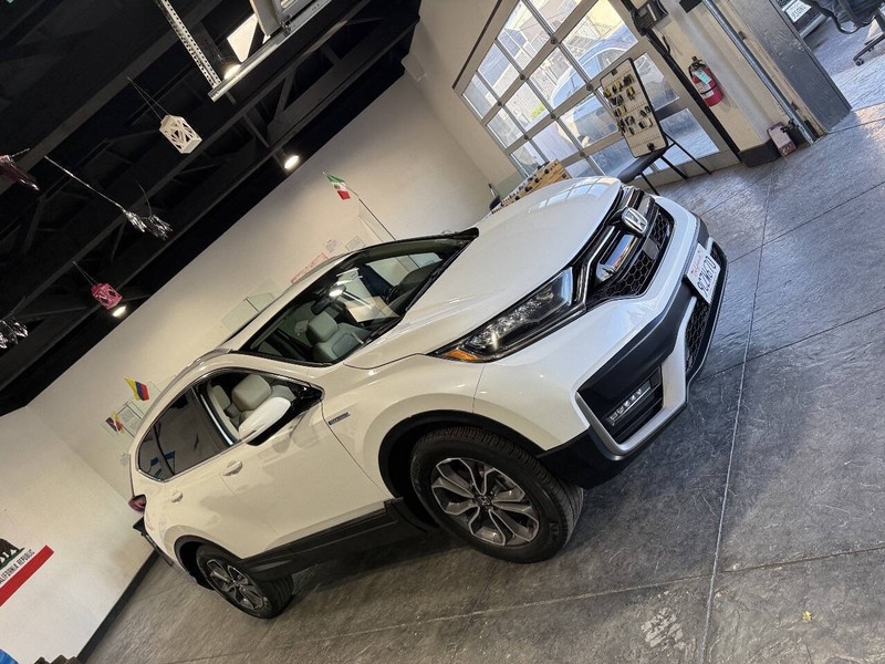 Honda CR-V Hybrid Vehicle Full-screen Gallery Image 38