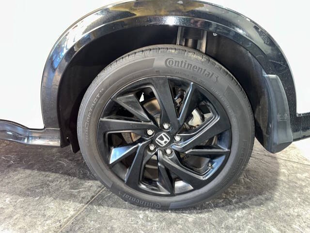 Honda HR-V Vehicle Full-screen Gallery Image 10