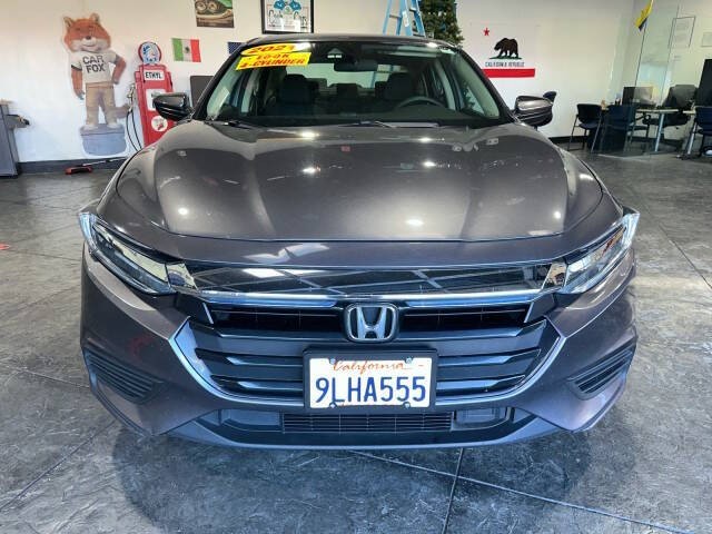 Honda Insight Vehicle Full-screen Gallery Image 02