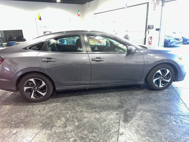 Honda Insight Vehicle Full-screen Gallery Image 08