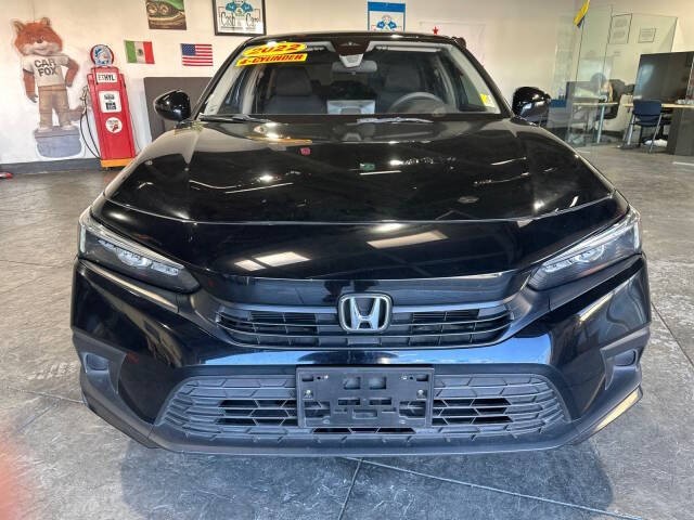 Honda Civic Sedan Vehicle Full-screen Gallery Image 02