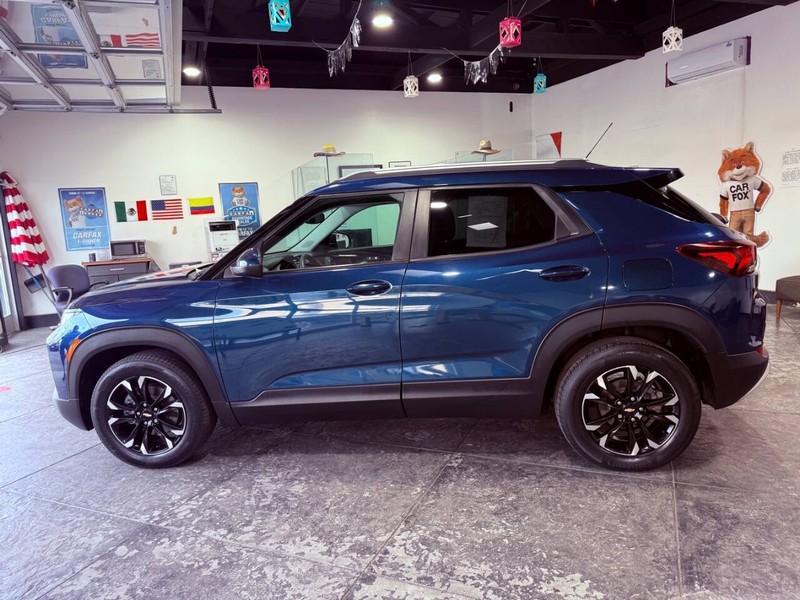 Chevrolet Trailblazer Vehicle Full-screen Gallery Image 12