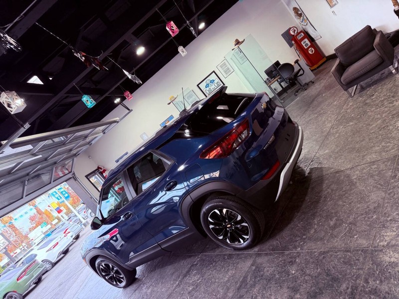 Chevrolet Trailblazer Vehicle Full-screen Gallery Image 17