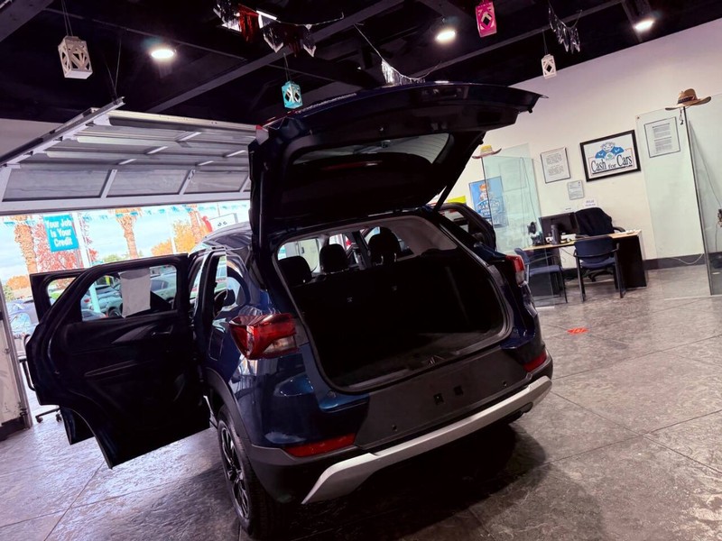 Chevrolet Trailblazer Vehicle Full-screen Gallery Image 38