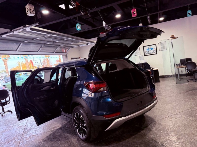 Chevrolet Trailblazer Vehicle Full-screen Gallery Image 43