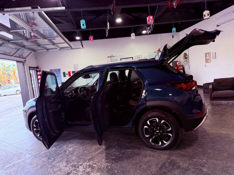 Chevrolet Trailblazer Vehicle Full-screen Gallery Image 44