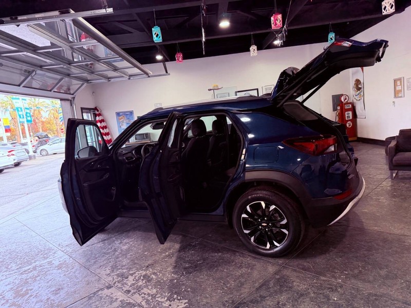 Chevrolet Trailblazer Vehicle Full-screen Gallery Image 45