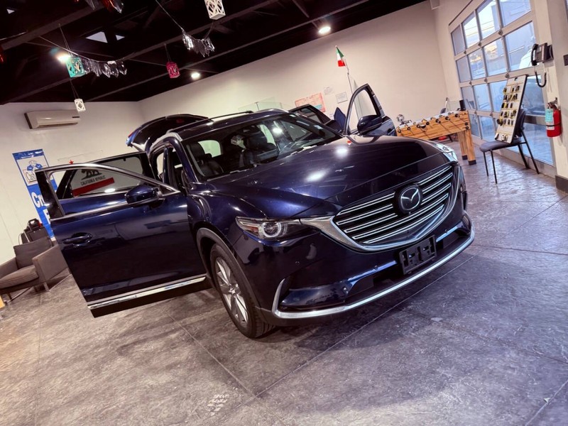 Mazda CX-9 Vehicle Full-screen Gallery Image 38