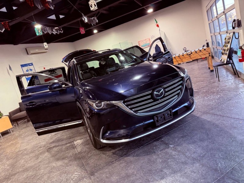 Mazda CX-9 Vehicle Full-screen Gallery Image 39