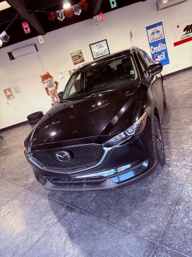 Mazda CX-5 Vehicle Full-screen Gallery Image 09