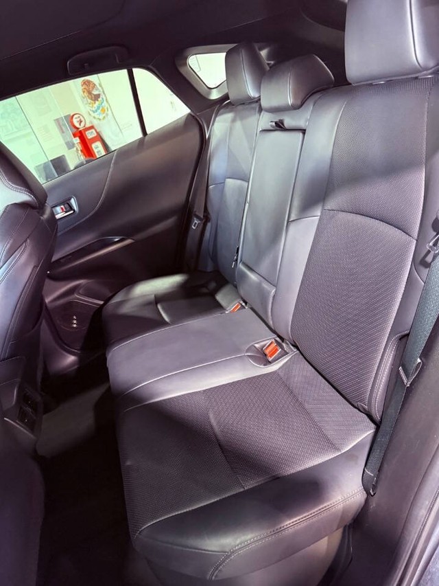 Toyota Venza Vehicle Full-screen Gallery Image 47