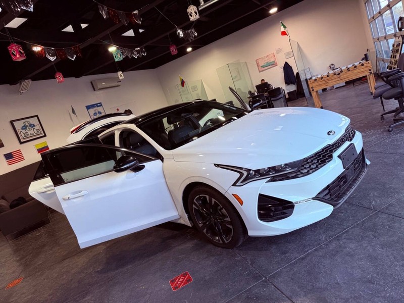 Kia K5 Vehicle Full-screen Gallery Image 34