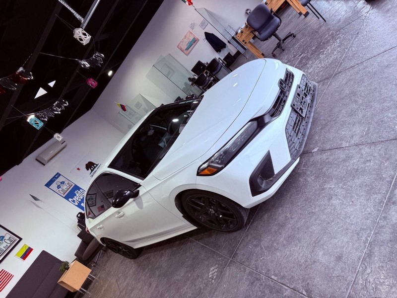 Honda Civic Sedan Vehicle Full-screen Gallery Image 42