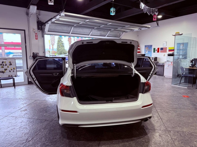 Honda Civic Sedan Vehicle Full-screen Gallery Image 43