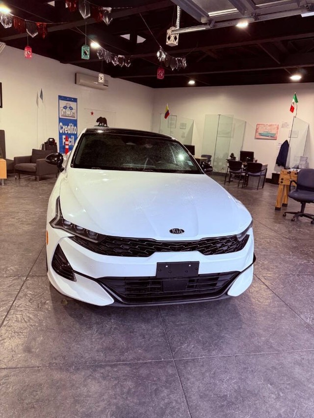 Kia K5 Vehicle Full-screen Gallery Image 44