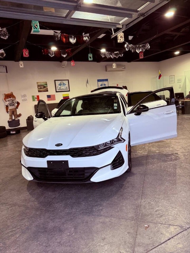 Kia K5 Vehicle Full-screen Gallery Image 49