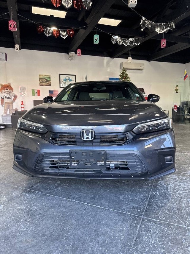 Honda Civic Sedan Vehicle Full-screen Gallery Image 04