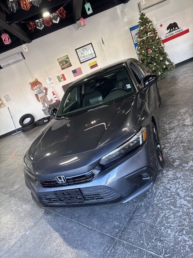 Honda Civic Sedan Vehicle Full-screen Gallery Image 10