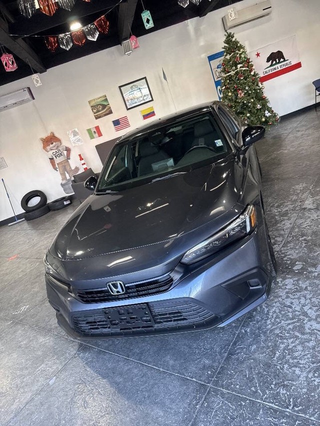 Honda Civic Sedan Vehicle Full-screen Gallery Image 11