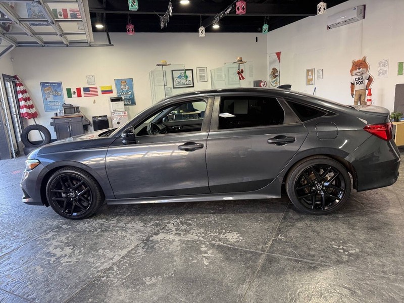 Honda Civic Sedan Vehicle Full-screen Gallery Image 15