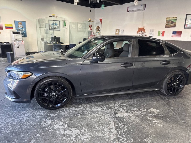 Honda Civic Sedan Vehicle Full-screen Gallery Image 18