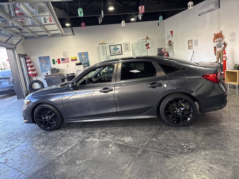 Honda Civic Sedan Vehicle Full-screen Gallery Image 19