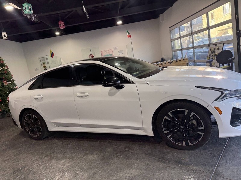 Kia K5 Vehicle Full-screen Gallery Image 45