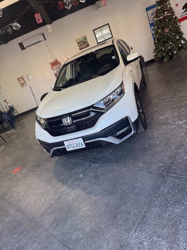 Honda CR-V Hybrid Vehicle Full-screen Gallery Image 10