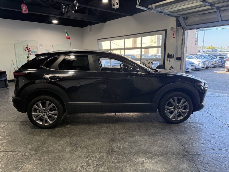 Mazda CX-30 Vehicle Full-screen Gallery Image 39