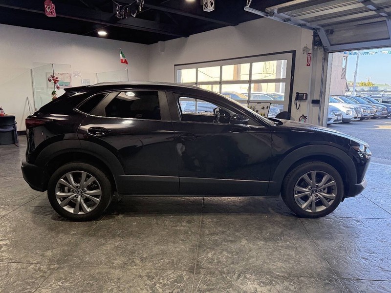 Mazda CX-30 Vehicle Full-screen Gallery Image 40