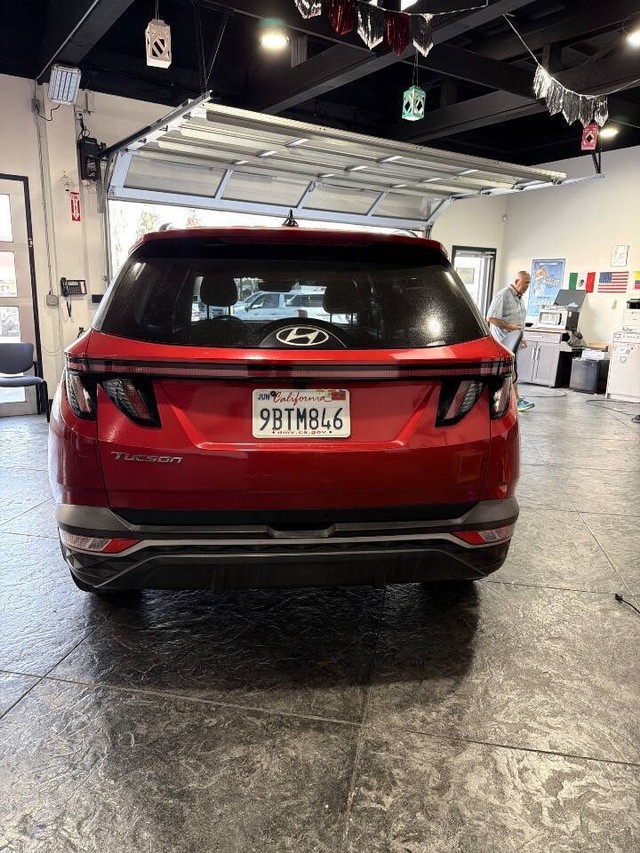 Hyundai Tucson Vehicle Full-screen Gallery Image 42