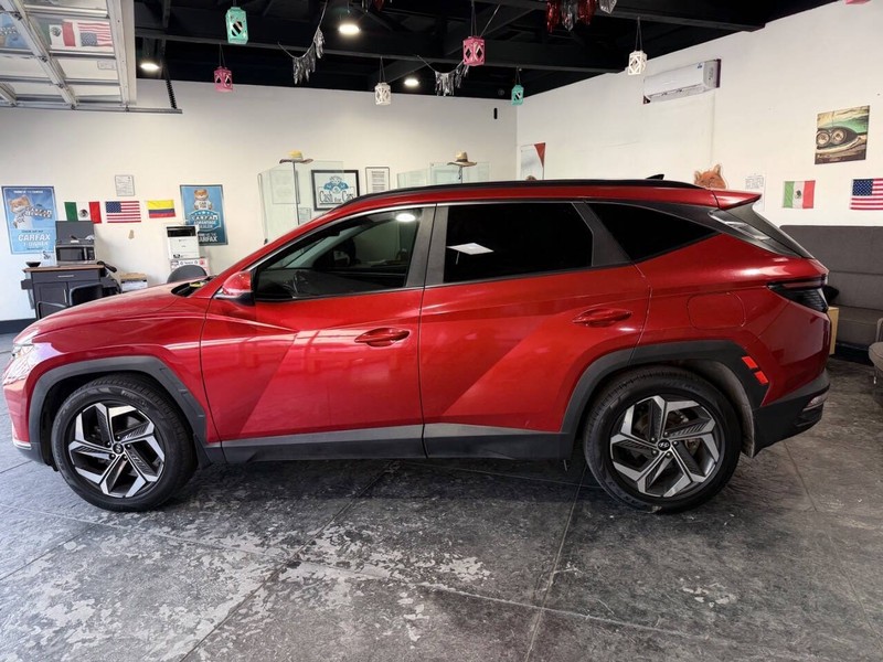 Hyundai Tucson Vehicle Full-screen Gallery Image 18