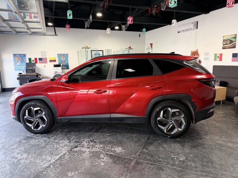Hyundai Tucson Vehicle Full-screen Gallery Image 24