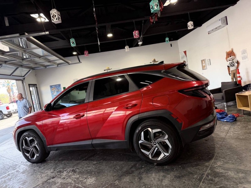 Hyundai Tucson Vehicle Full-screen Gallery Image 28