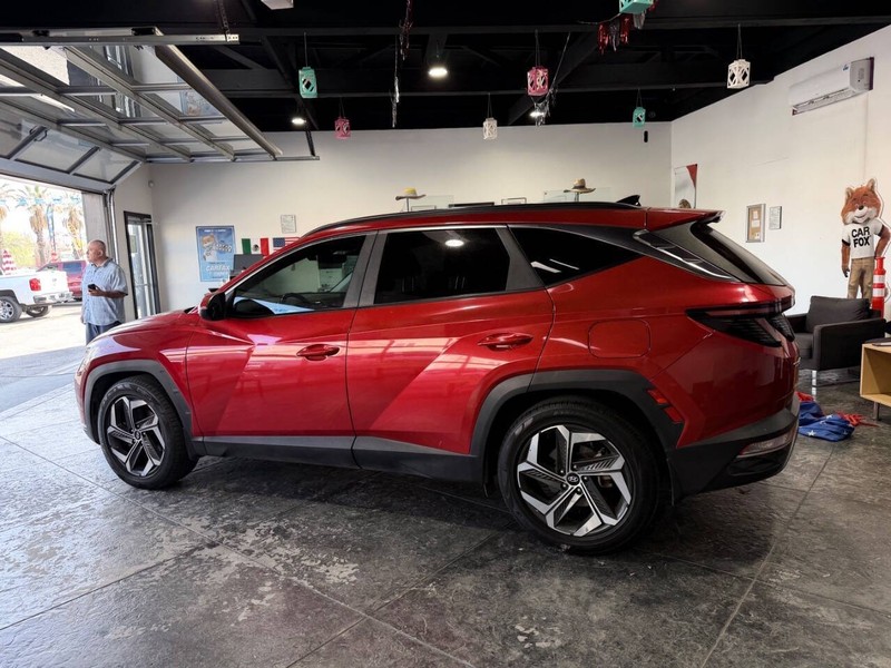 Hyundai Tucson Vehicle Full-screen Gallery Image 29