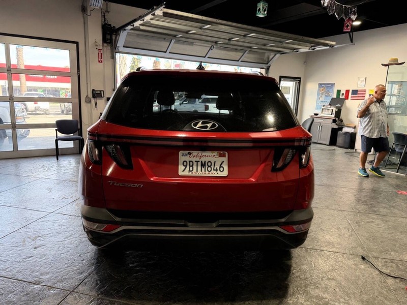 Hyundai Tucson Vehicle Full-screen Gallery Image 41