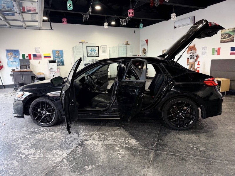 Honda Civic Hatchback Vehicle Full-screen Gallery Image 49