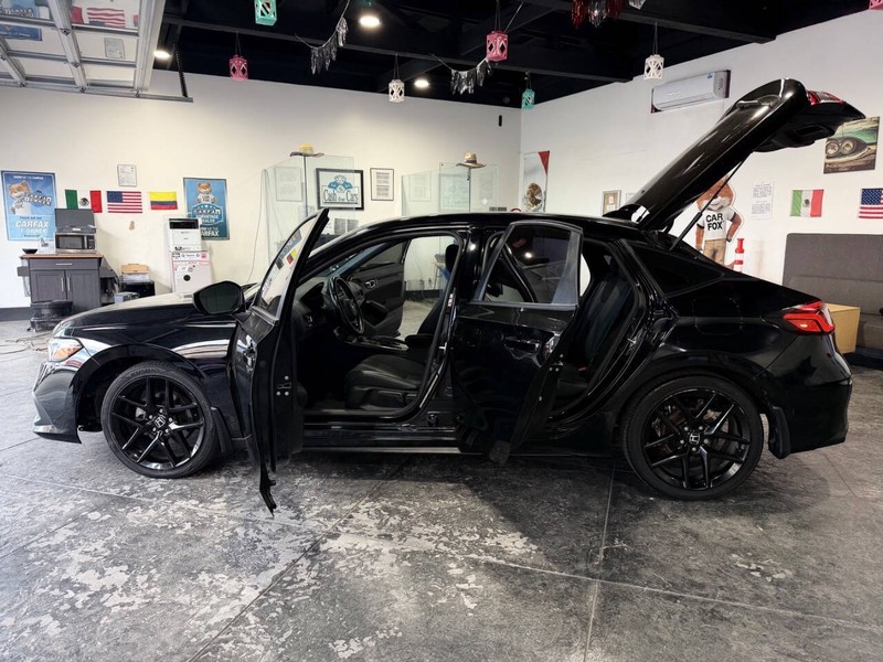 Honda Civic Hatchback Vehicle Full-screen Gallery Image 50