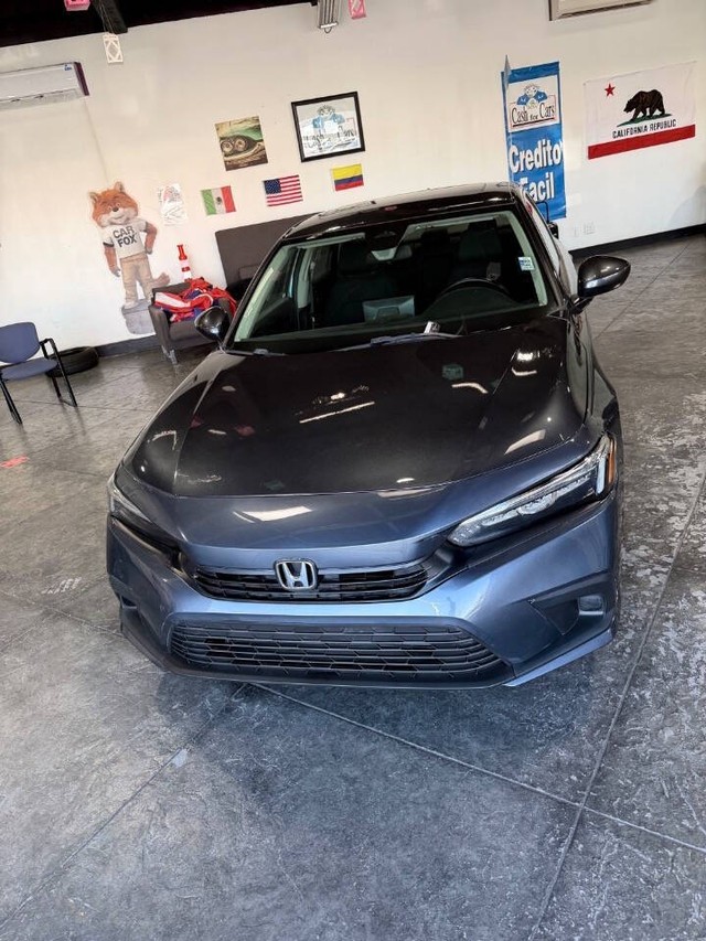 Honda Civic Sedan Vehicle Full-screen Gallery Image 08