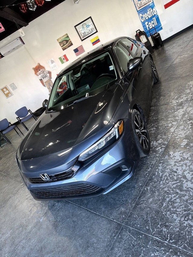 Honda Civic Sedan Vehicle Full-screen Gallery Image 14