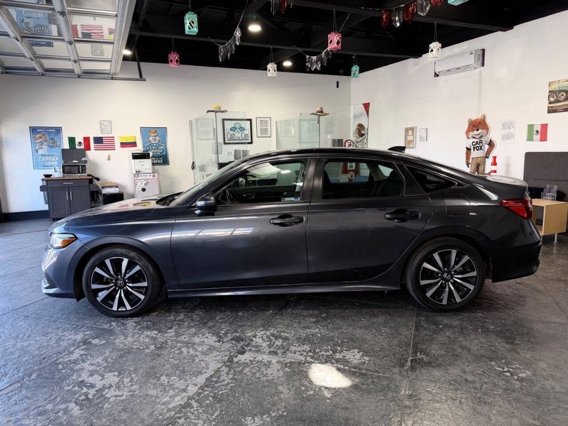 Honda Civic Sedan Vehicle Full-screen Gallery Image 19