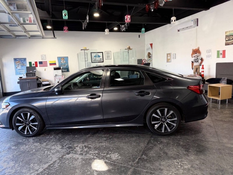 Honda Civic Sedan Vehicle Full-screen Gallery Image 22