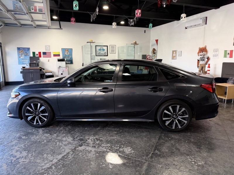 Honda Civic Sedan Vehicle Full-screen Gallery Image 23