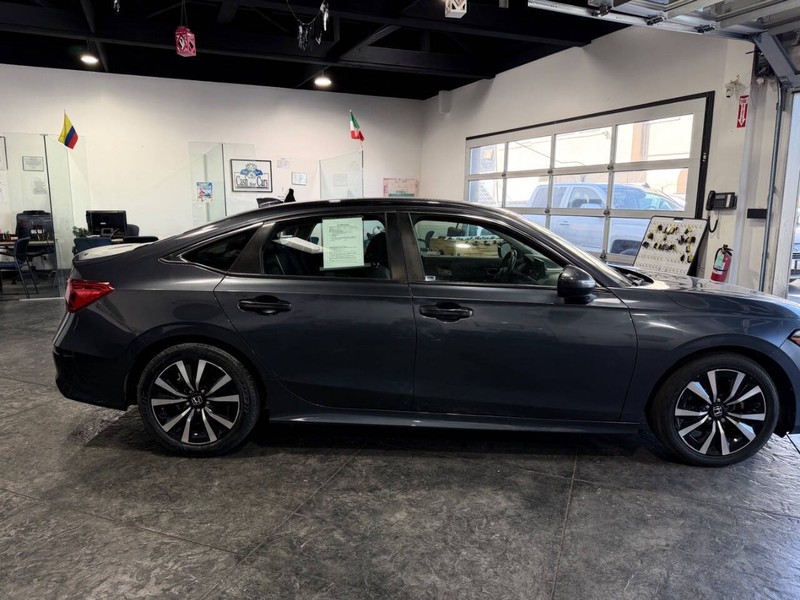 Honda Civic Sedan Vehicle Full-screen Gallery Image 44