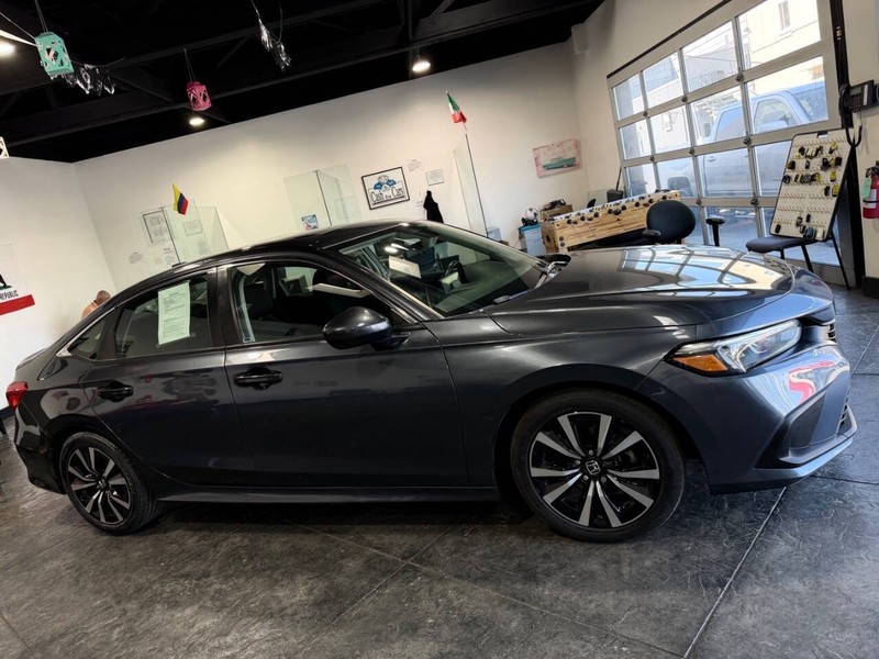 Honda Civic Sedan Vehicle Full-screen Gallery Image 46