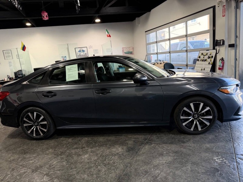 Honda Civic Sedan Vehicle Full-screen Gallery Image 47